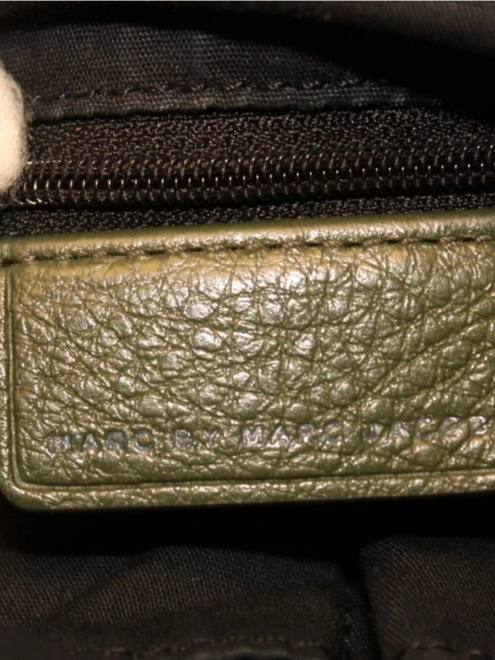 Marc by Marc Jacobs Green Leather Shoulder Bag - Picture 13 of 16